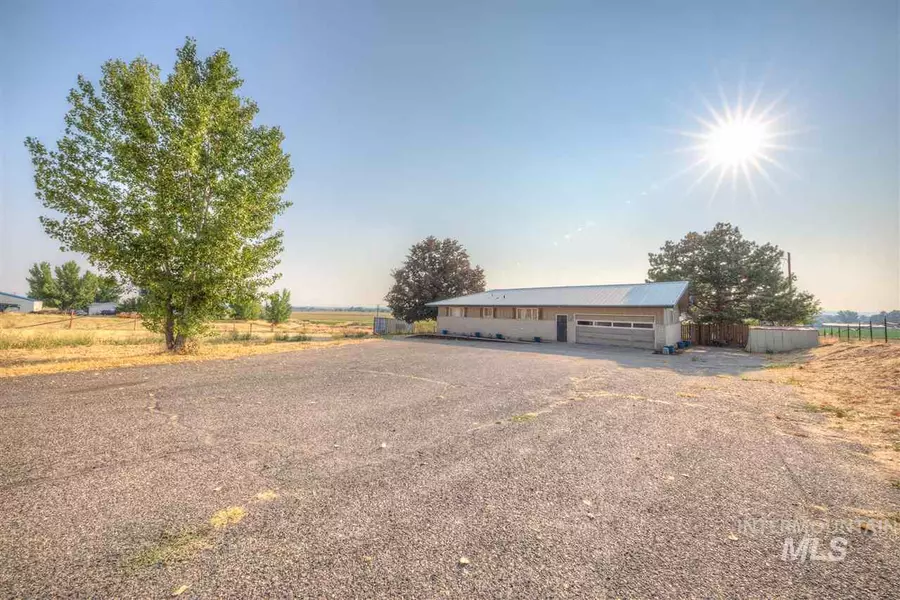 387 Hill Road, Weiser, ID 83672