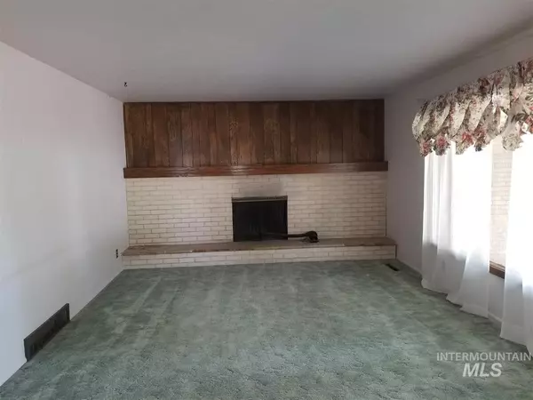 Twin Falls, ID 83301,661 Crestview Dr