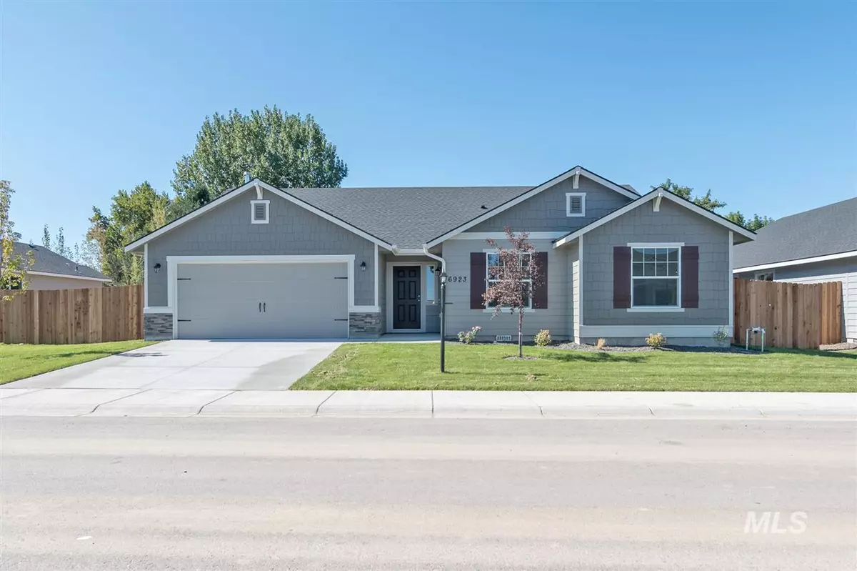 Nampa, ID 83686,15529 Fuchsia
