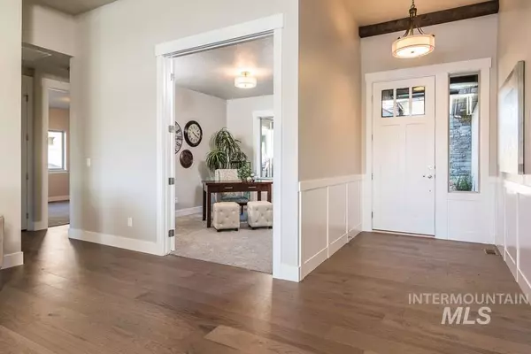 Star, ID 83669,691 S Streamleaf Ave