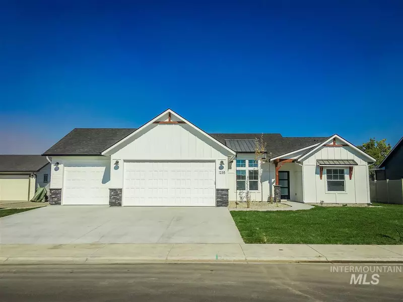 1235 Tamarack, Fruitland, ID 83619