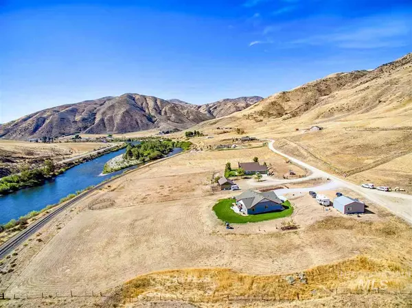 Horseshoe Bend, ID 83629,44 Watson Lane