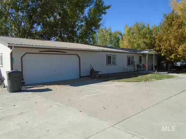 Twin Falls, ID 83301,2592 E 3930 N