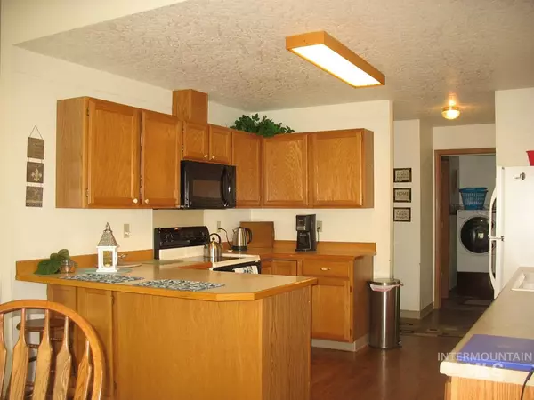 Nampa, ID 83651,1100 Burnett Drive
