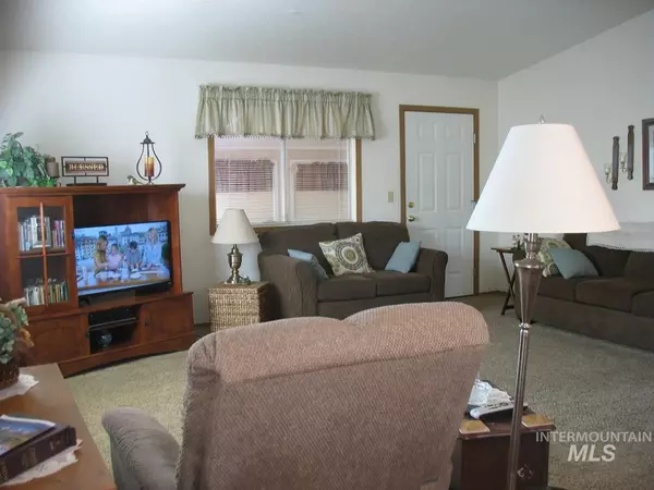 Nampa, ID 83651,1100 Burnett Drive