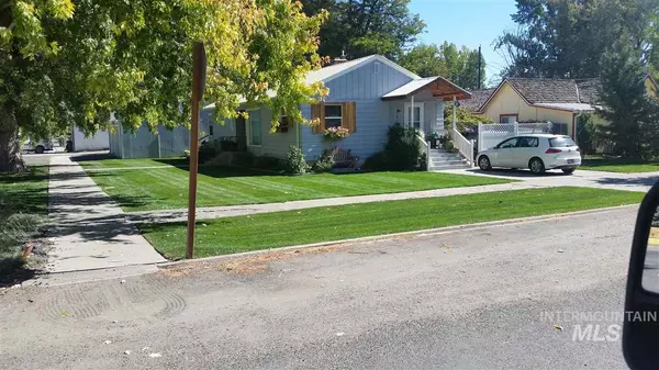 Gooding, ID 83330,429 W 3rd Avenue