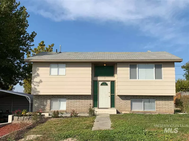 3 E Mcconnell Ave, Parma, ID 83660