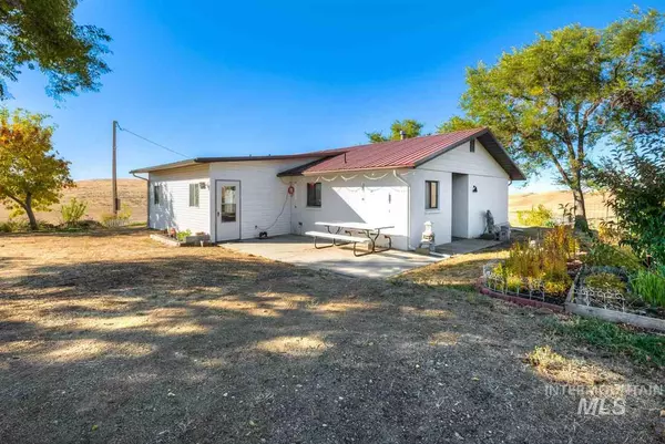 16750 E Blacks Creek Rd, Boise, ID 83716