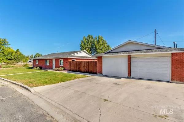 Nampa, ID 83686,2200 E Locust Ln