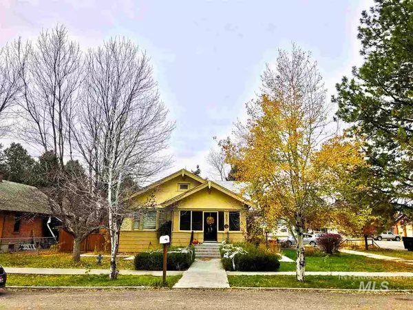 Gooding, ID 83330,805 Idaho St.