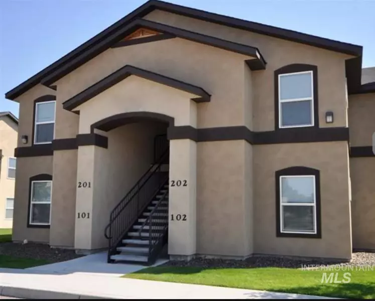 11004 W Brassy Cove Loop, Nampa, ID 83651
