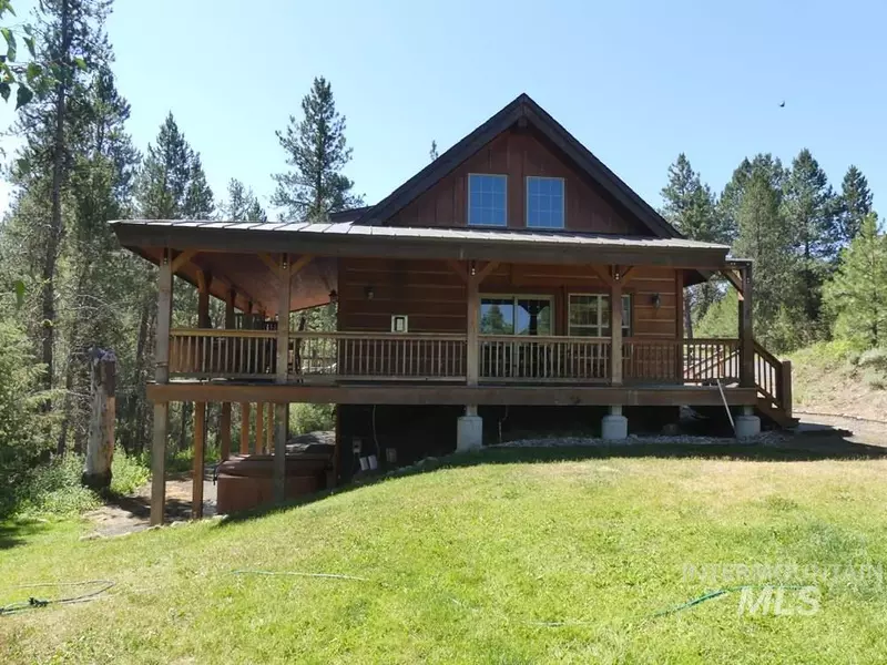 210 Moon Drive, Mccall, ID 83638