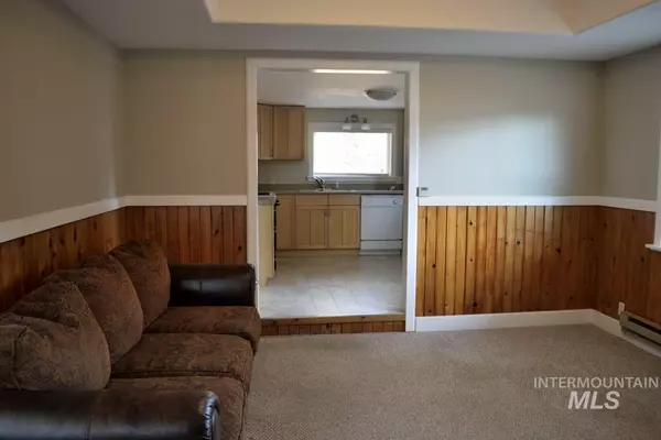 Mccall, ID 83638,405 Floyde Street