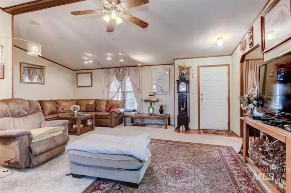 Meridian, ID 83642-3324,700 E Fairview