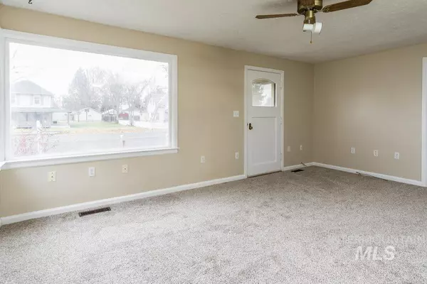 Payette, ID 83661,522 N 6 St