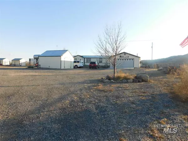 9510 Wright Rd, Melba, ID 83641