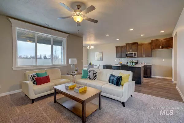 2253 E Kamay Dr, Meridian, ID 83646
