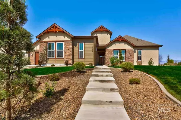 2468 E Lodge Trail Drive, Meridian, ID 83642