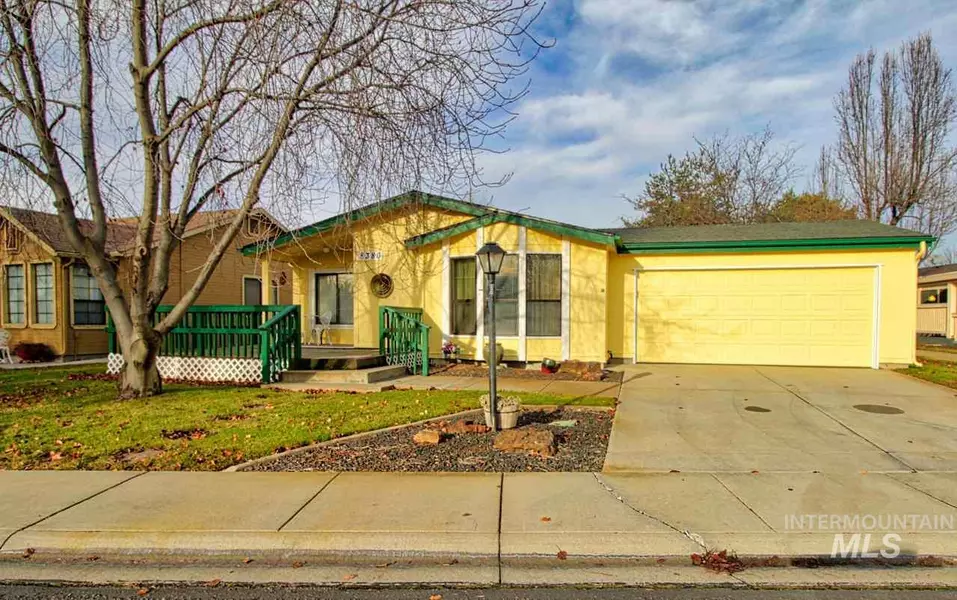 8380 W Willowpark Dr, Garden City, ID 83714