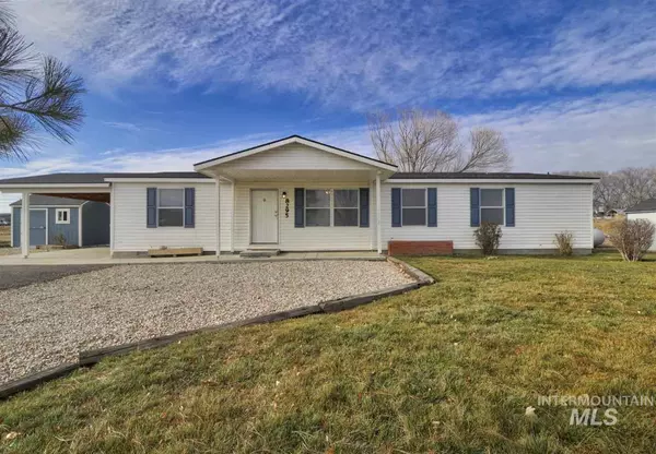 8295 S Happy Valley Rd, Nampa, ID 83686