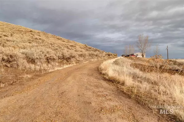 Payette, ID 83661,5648 Little Willow Rd