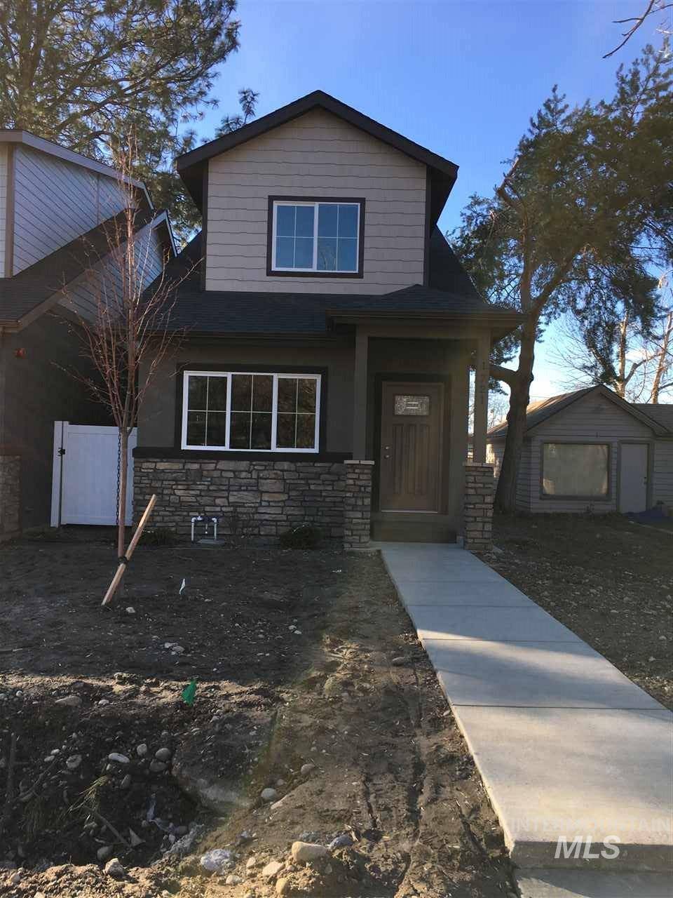 1721 S Longmont, Boise, ID 83706