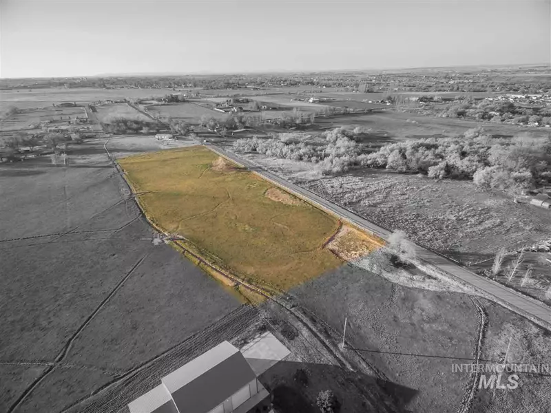 4312 N 1450 E - B, Buhl, ID 83316