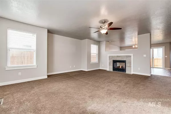 Meridian, ID 83646,3531 N Cooper Ave.