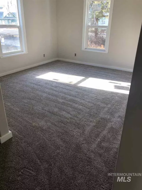 Payette, ID 83661,1312 N 6th St