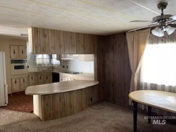 Burley, ID 83318-0000,423 W Bouck Road