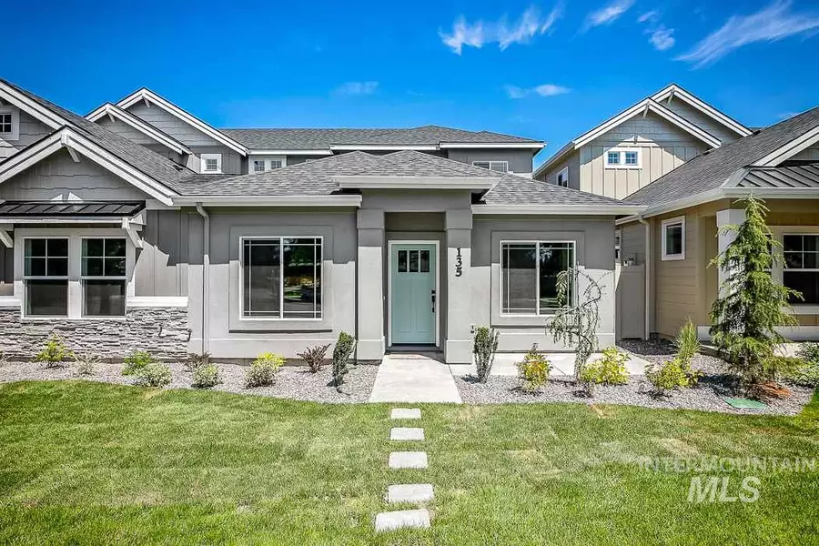 135 S Highbrook Way, Star, ID 83669