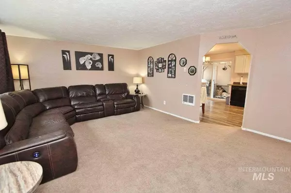 Caldwell, ID 83605,1019 Skyline Pl