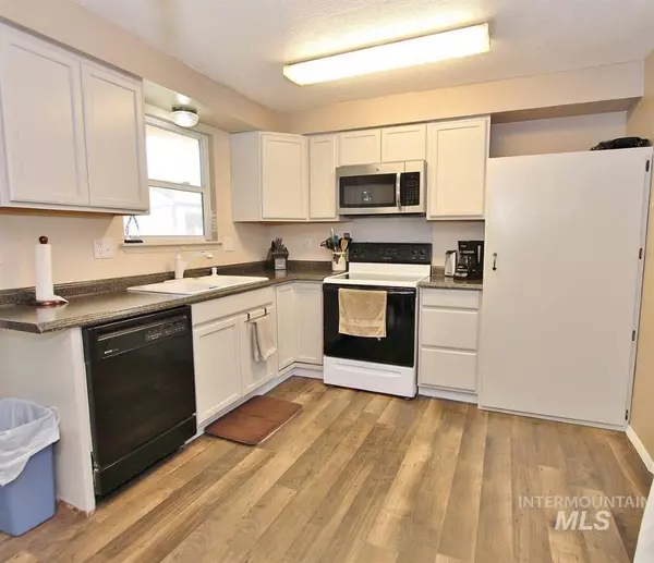 Caldwell, ID 83605,1019 Skyline Pl