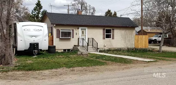 Meridian, ID 83642-0000,322 W Broadway Ave