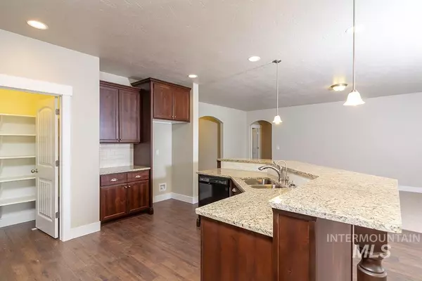 Meridian, ID 83642,2062 S Woodsage Way