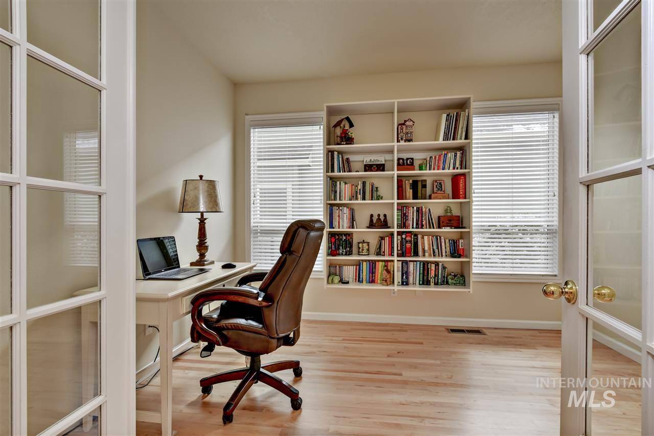 Boise, ID 83713,6014 N Heathrow Way