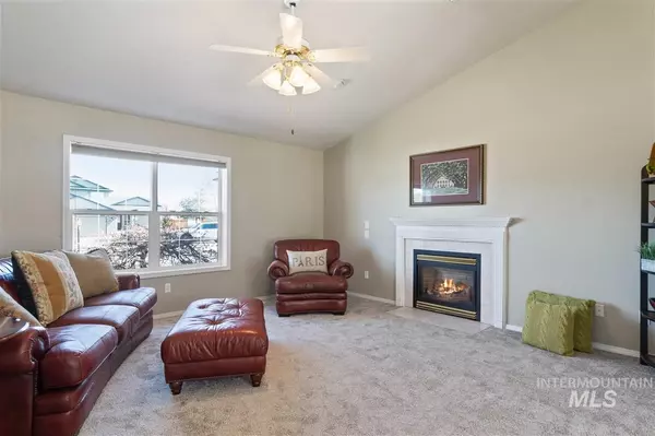 Nampa, ID 83686-1307,3815 Ringneck Dr.