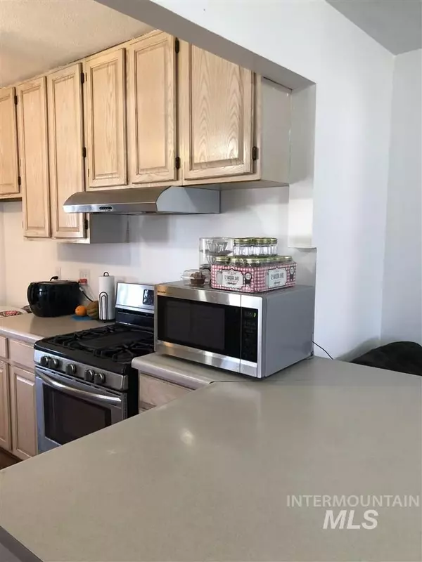 Hazelton, ID 83335,405 3rd Street