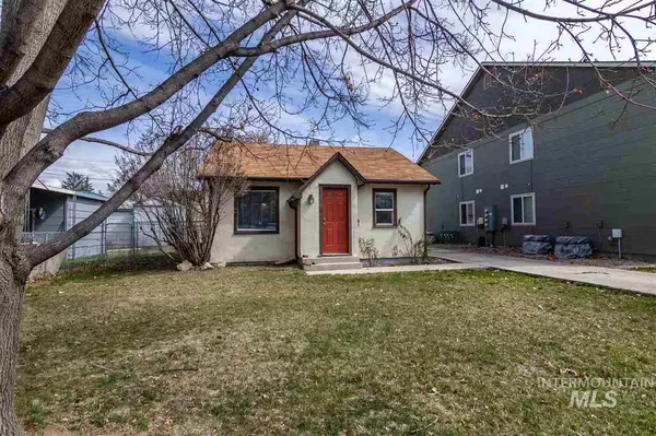 Nampa, ID 83686,608 S Fern