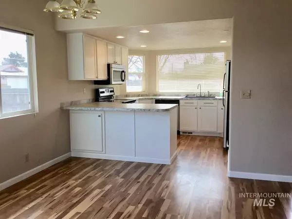 Boise, ID 83704,9432 W Susan St