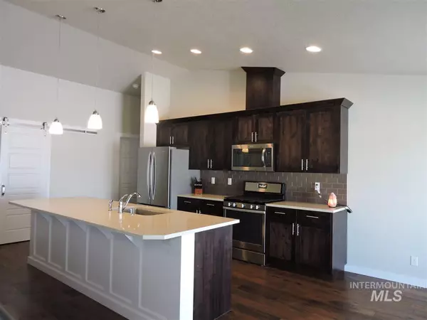 Fruitland, ID 83619,339 Orchid Ave.