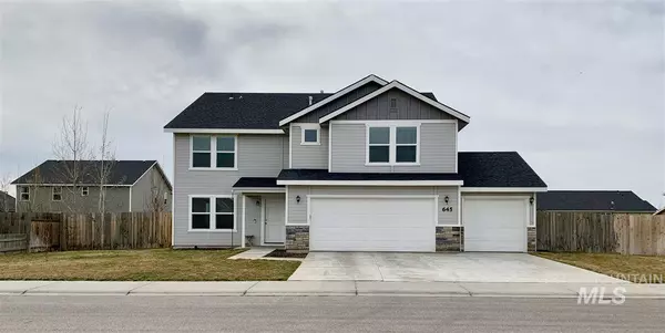 645 SW Josephine, Mountain Home, ID 83647