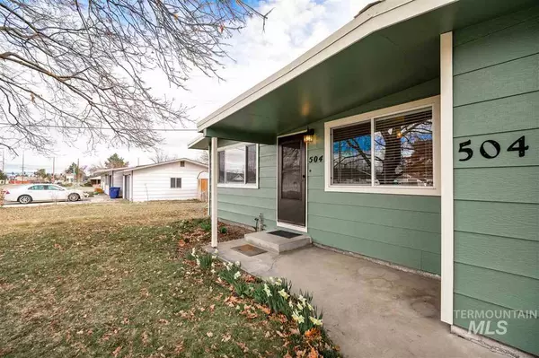 Nampa, ID 83651,504 N Midland Blvd