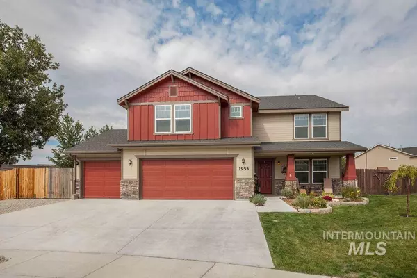 1955 White Pine Dr, Middleton, ID 83644