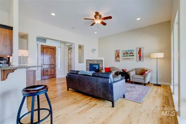 Boise, ID 83714-0000,3882 W Deerpath Drive