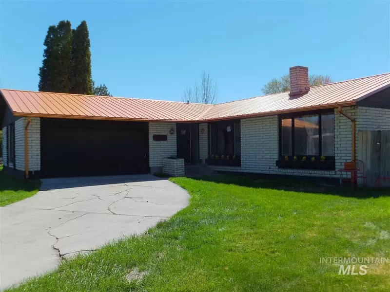 1275 Chukar, Mountain Home, ID 83647