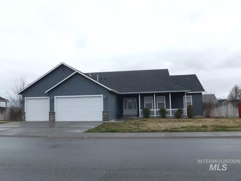 345 NE Greystone, Mountain Home, ID 83647