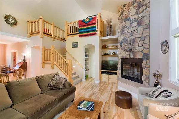 Mccall, ID 83638,752 Deer Forest Dr