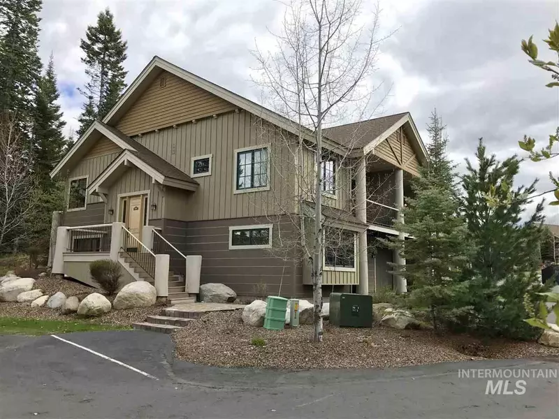Hearthstone Court, Mccall, ID 83638