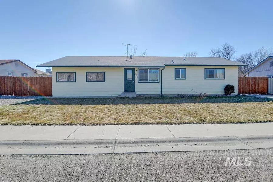 308 Pine St, New Plymouth, ID 83655